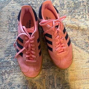 Adidas Gazelle platforms